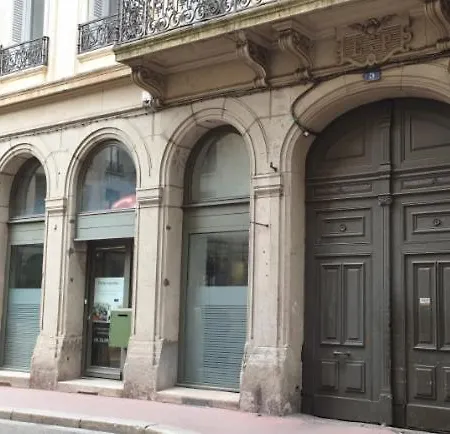 Haussmann Apartment