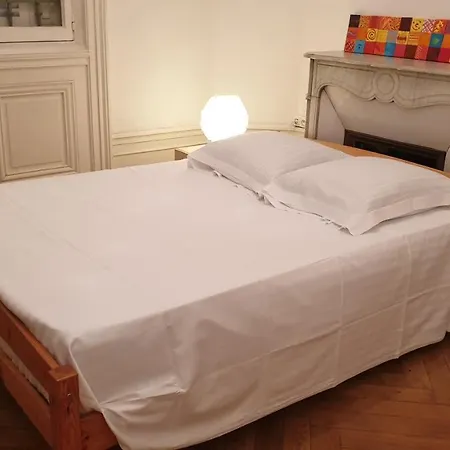 Apartment Haussmann *